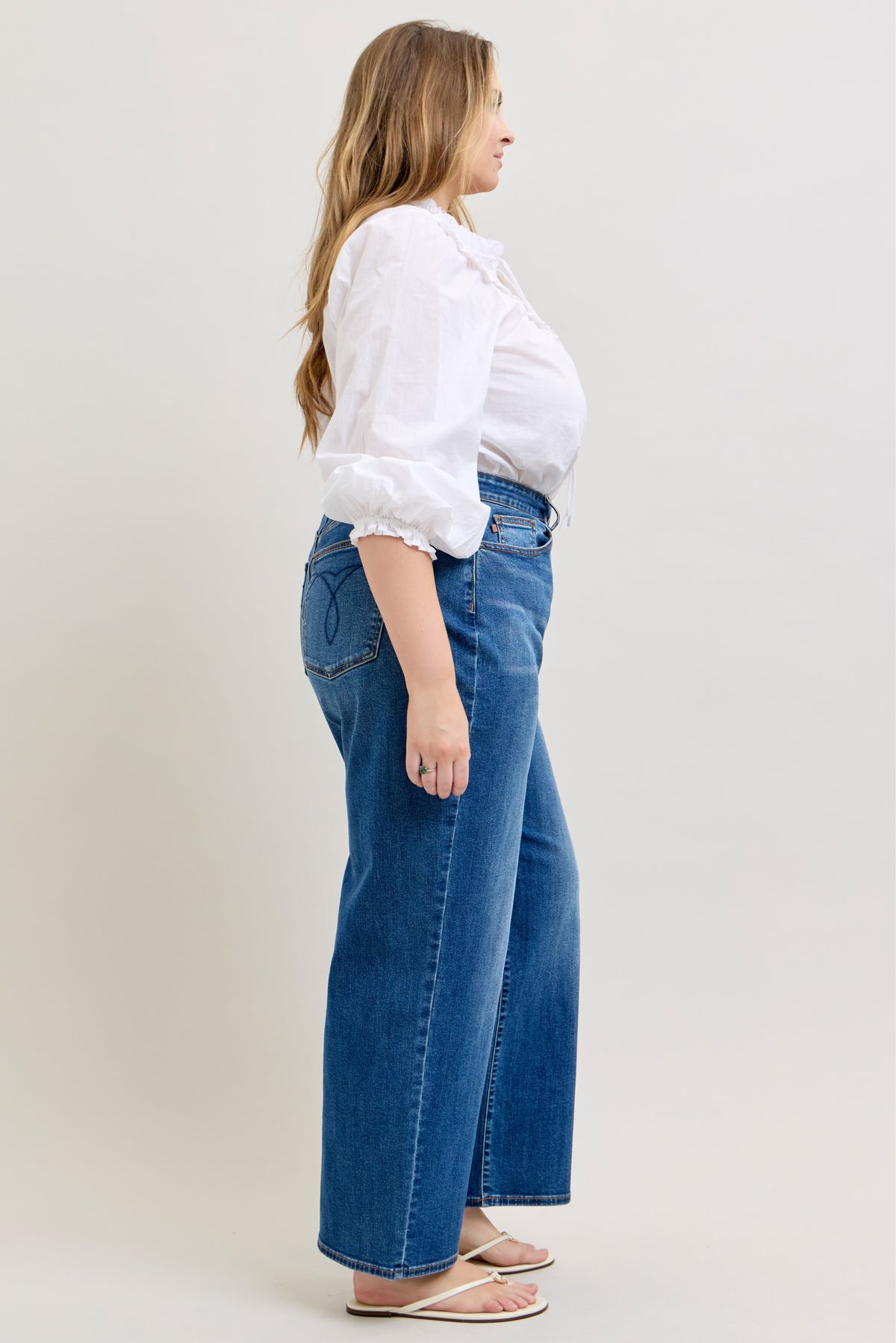 Judy Blue Wilhelmina baggy jean in dark wash, full length styling view
