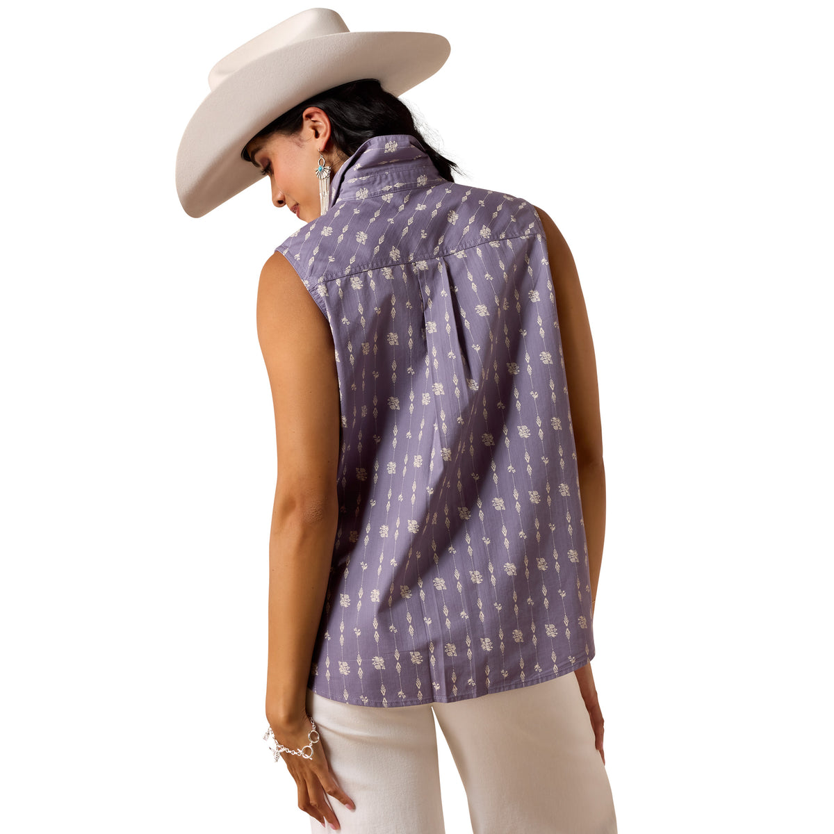 Ariat Billie Jean sleeveless shirt in Blue Granite Dewdrop with a fitted style and round neckline, displayed on a hanger.