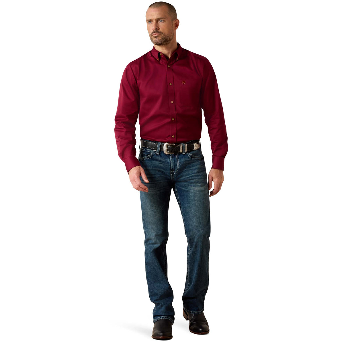 Ariat Men's M7 Rocker Stretch Coltrane Stackable Straight Leg Jeans in Silverton, showcasing the fit and classic jean style.