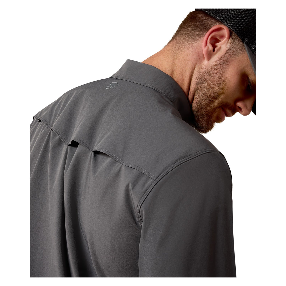 Ariat Men's FrontierTough VentTEK Western Classic Fit Snap Shirt, Iron Gate – detail