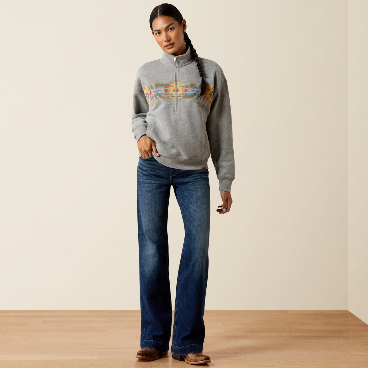 Ariat women's Heather Grey Selena 1/2 zip sweatshirt, casual sweatshirt with zip collar and soft fabric, stylish and comfortable.