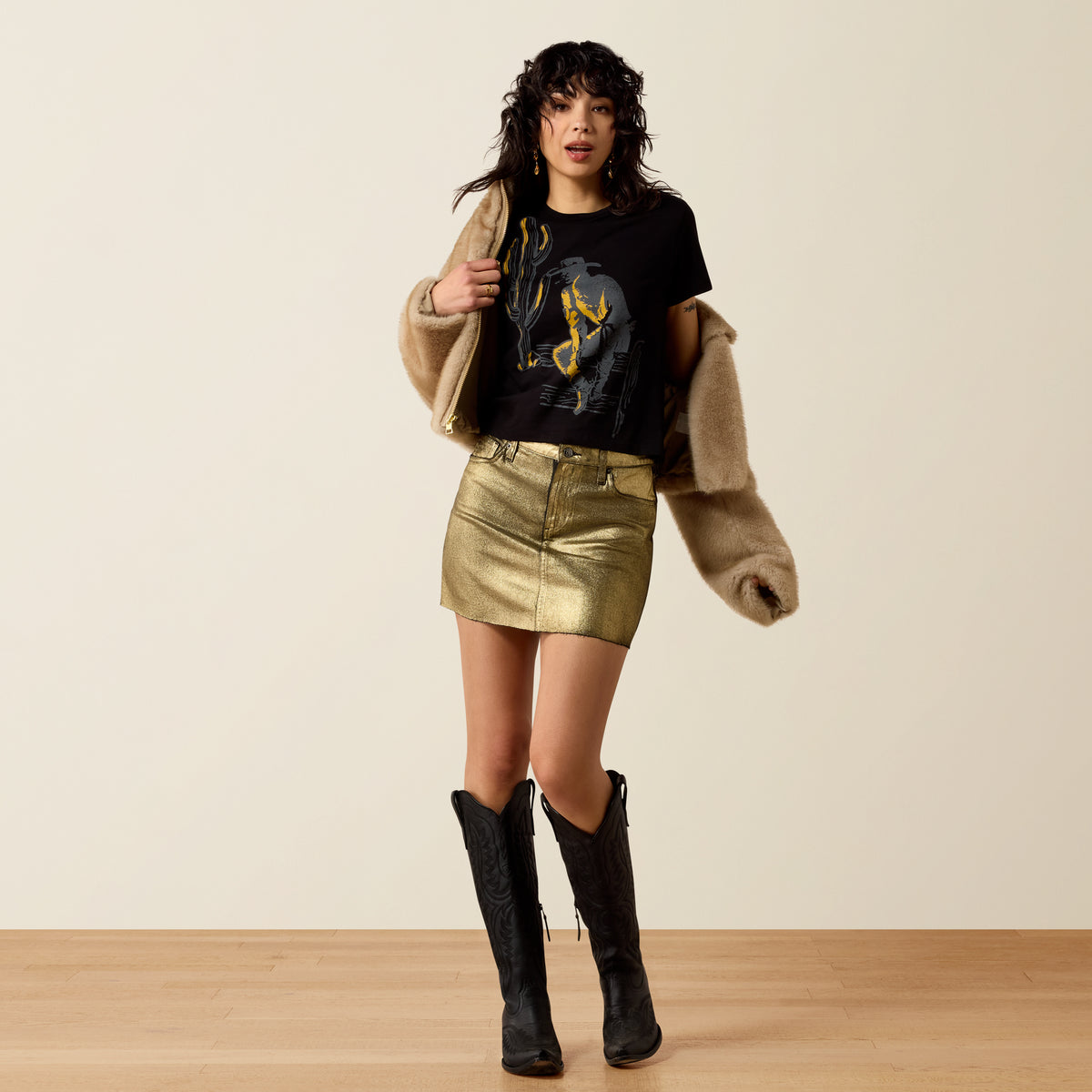 Black Ariat Women's Wild West short sleeve T-shirt with western-inspired design and comfortable fit.