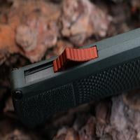 Benchmade Shootout® knife with CF-Elite® handle and drop-point blade, showcasing a sleek, high-performance outdoor knife.