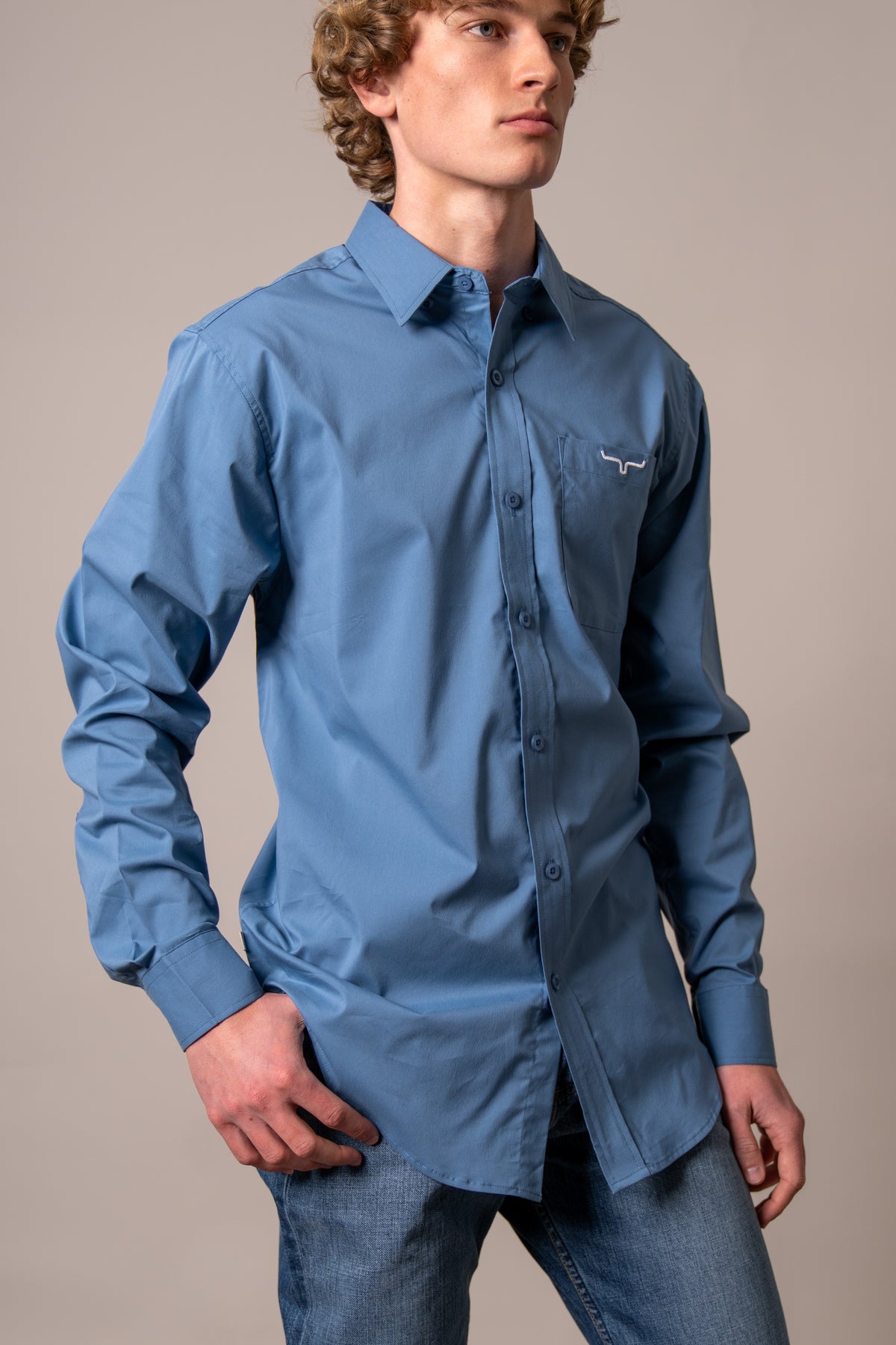 Kimes Ranch Men's Team Shirt, Carbon Blue – 3-4 front 2