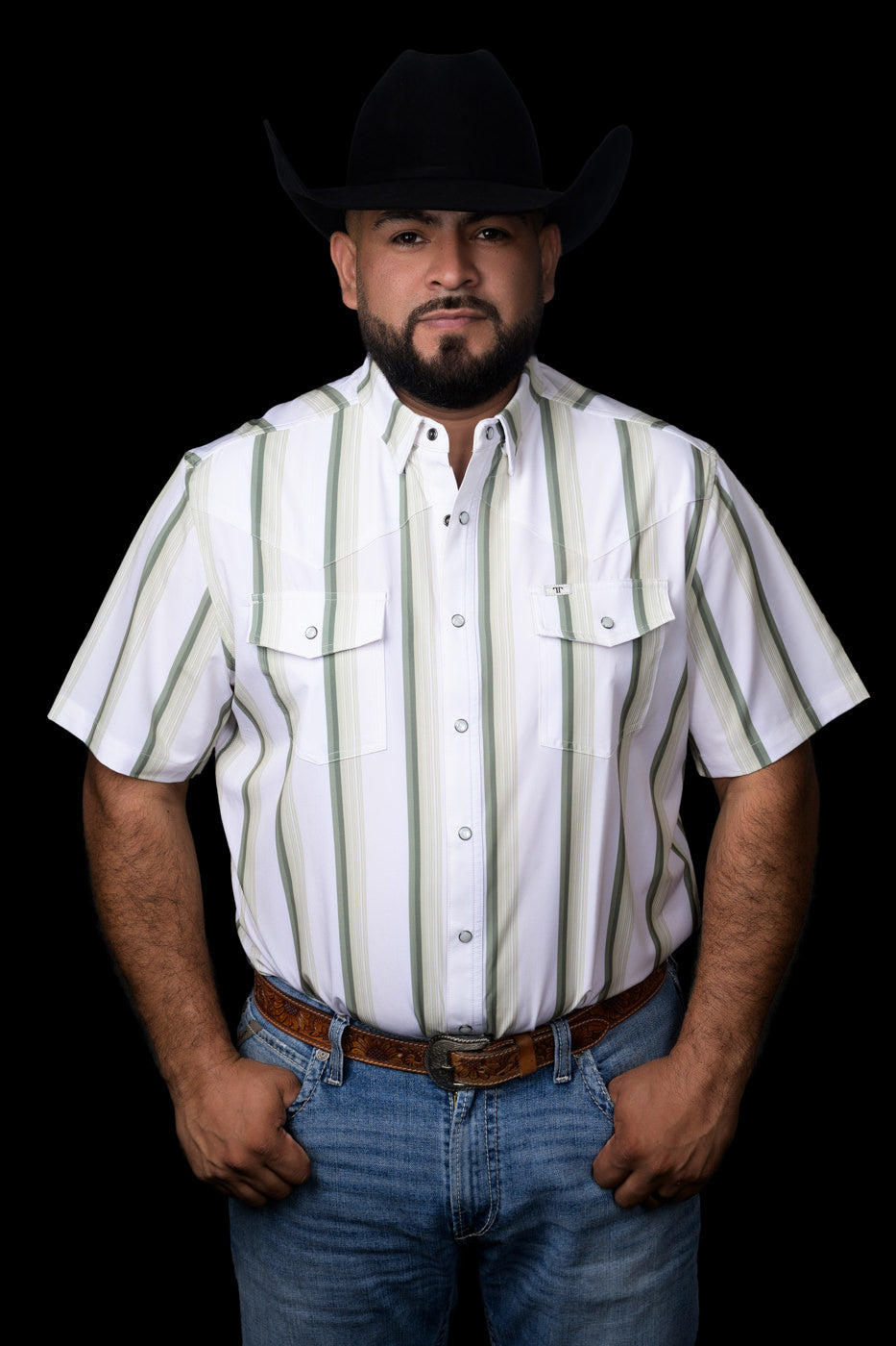 Ferrell Brand Men's Tristan Pearl Snap Short Sleeve Shirt, Green – front on model