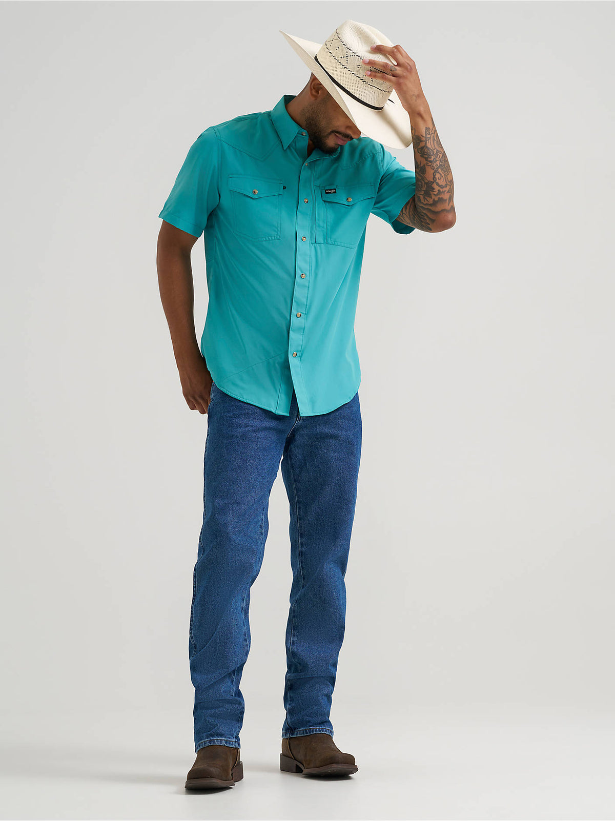 Wrangler ATG Men's Short Sleeve Western Performance Shirt, Turquoise – full length
