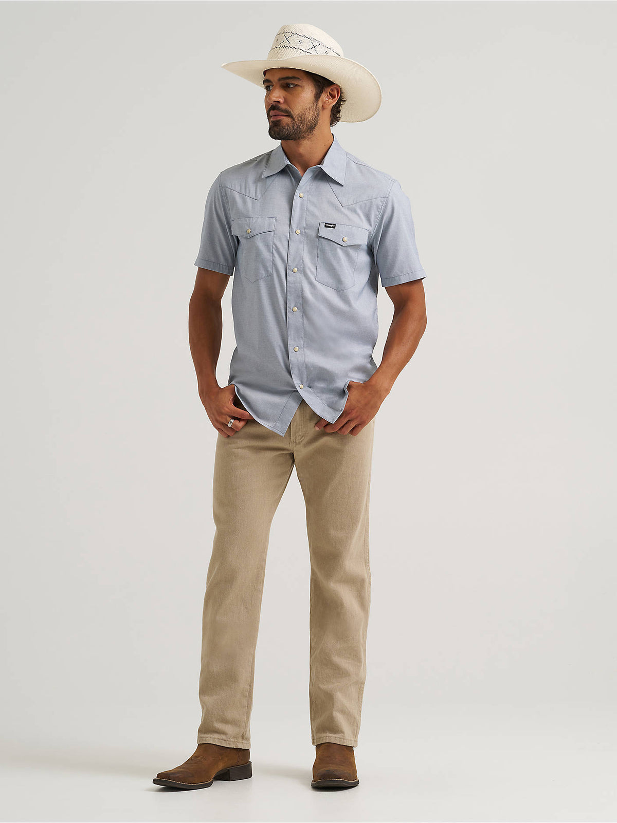 Wrangler ATG Men's Short Sleeve Drover Utility Shirt, Light Blue – full length