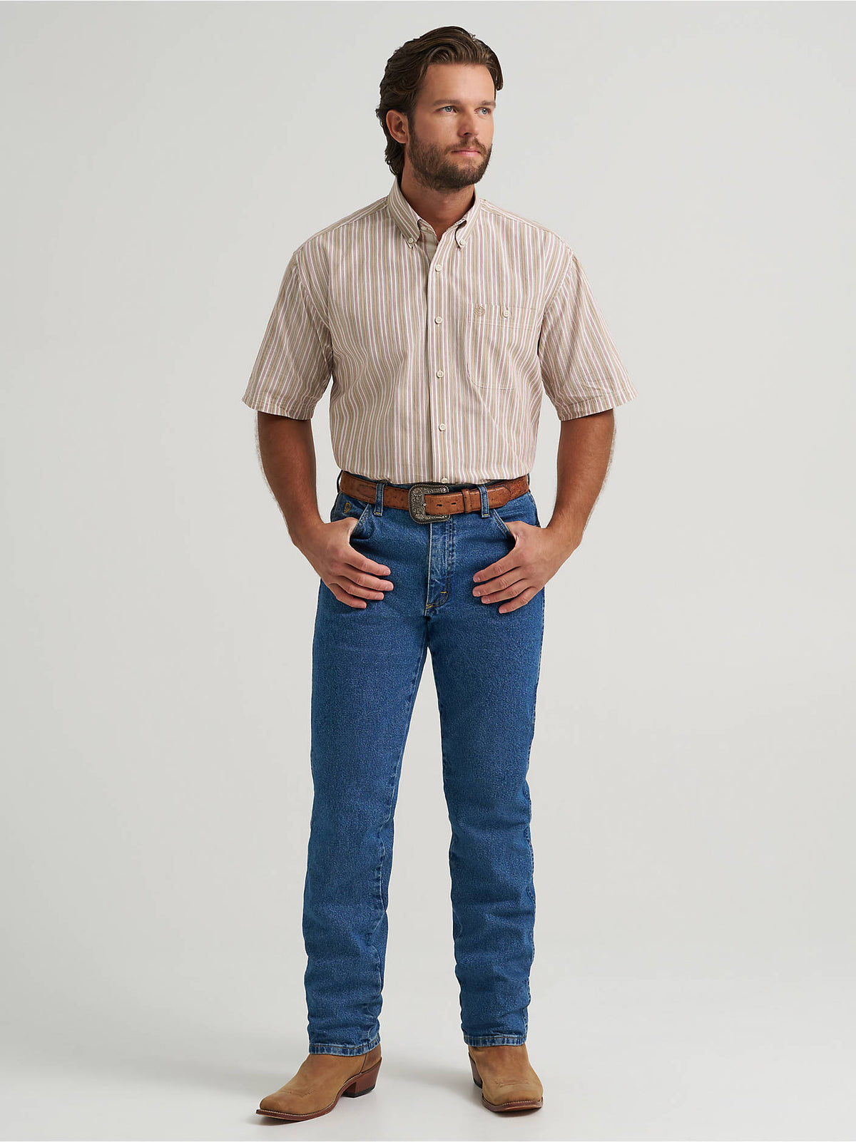 Wrangler Men's George Strait Collection One Pocket Short Sleeve Shirt, Tan Stripe – full length