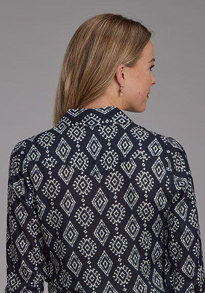 Roper Women's Black Ikat Print Western Blouse - view 3