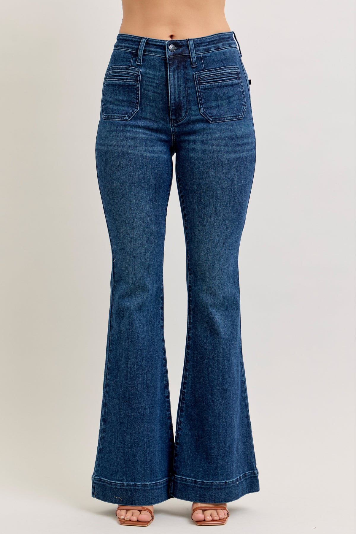 Judy Blue high waist pintuck flare jean in dark wash, detail of the pintuck seam