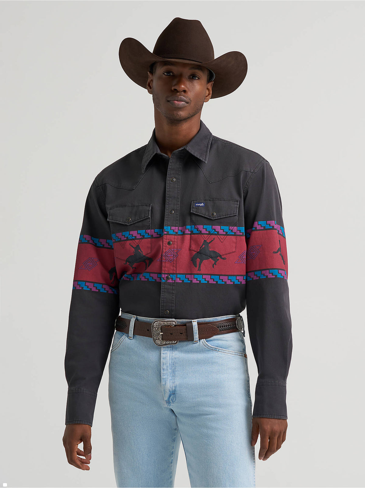 Wrangler Men's Vintage-Inspired Horizon Stripe Western Snap Shirt - Obsidian - front view