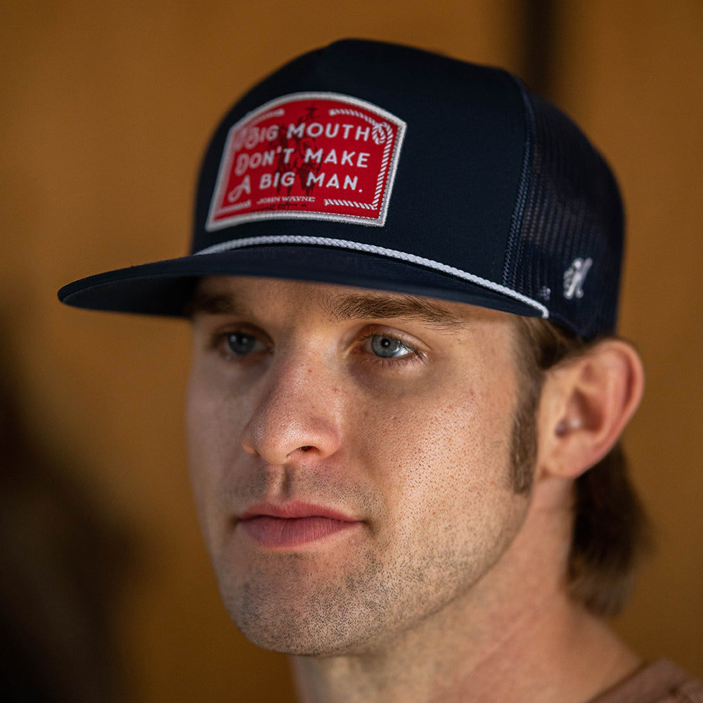 Hooey John Wayne Trucker Hat, Navy – lifestyle on model