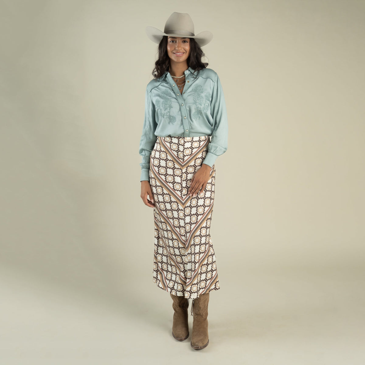 Sendero Provisions Co. Women's Dakota Blouse - Faded Sage - on model