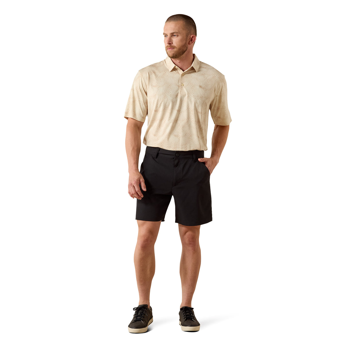 Ariat men's black Tek 7-inch shorts with a relaxed fit, front pockets, and durable fabric suitable for outdoor activities.