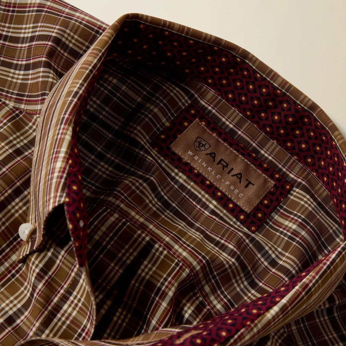 Ariat Men's Wrinkle Free Rease Classic Fit Shirt, Butternut Medium Plaid – detail 3