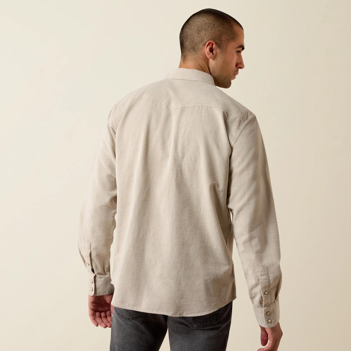 Ariat Men's Retro Handorf Corduroy Fitted Snap Shirt, Sand – back
