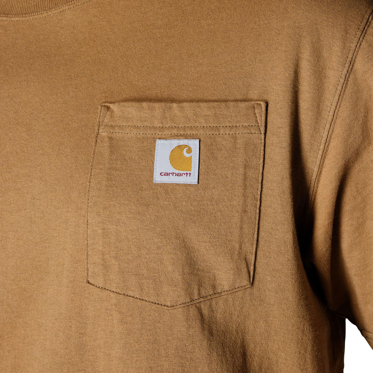 Carhartt men's brown Iconic K87 pocket T-shirt with front chest pocket and crew neck. Classic workwear style.
