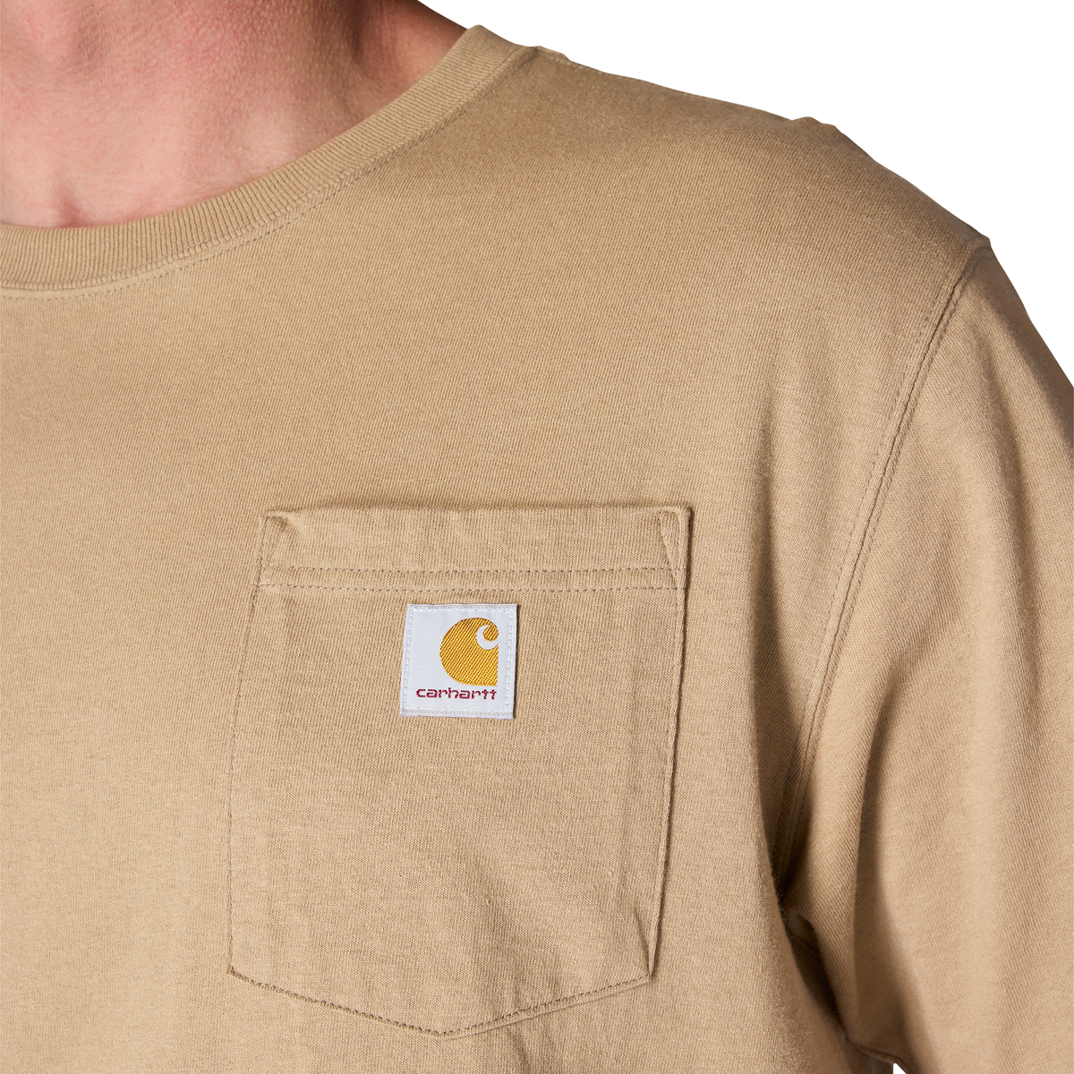 Carhartt men's Iconic K87 pocket T-shirt in desert color, soft cotton fabric with chest pocket and classic fit.