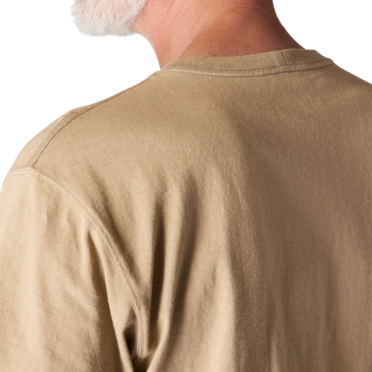 Carhartt men's Iconic K87 pocket T-shirt in desert color, casual short-sleeve T-shirt with chest pocket, made of soft cotton fabric.