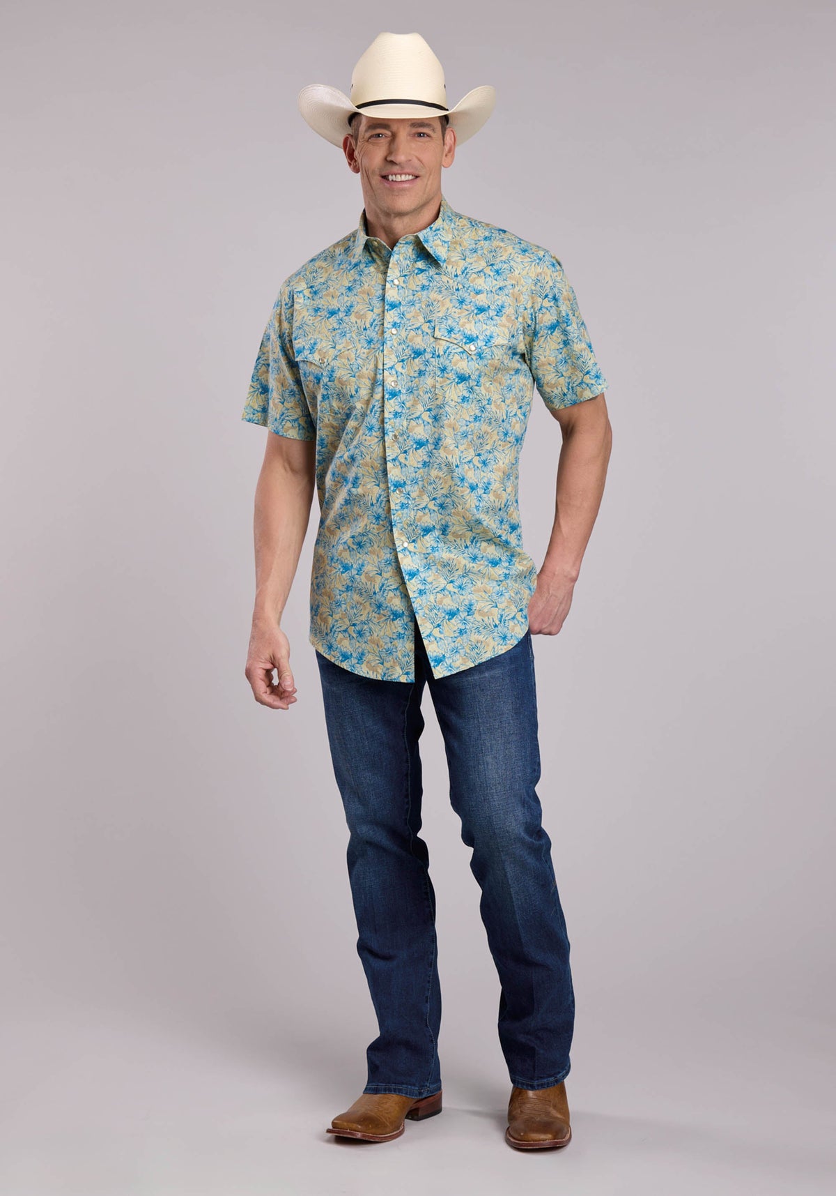Roper Men's Hibiscus Dreams Print Short Sleeve Shirt, White – full length