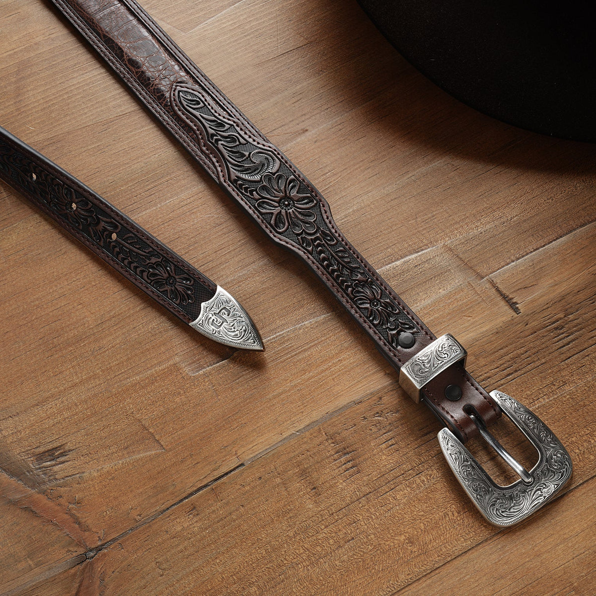 Brown Croco print leather belt with tooled design, tapered shape, by Gem Dandy Stetson for stylish western or casual wear.