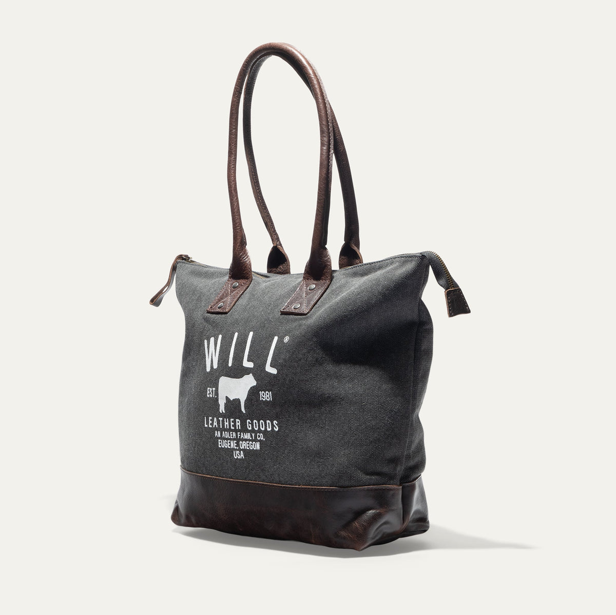 Will Leather Goods Original Will Utility Tote bag in natural canvas with leather handles, featuring spacious interior and sturdy design.