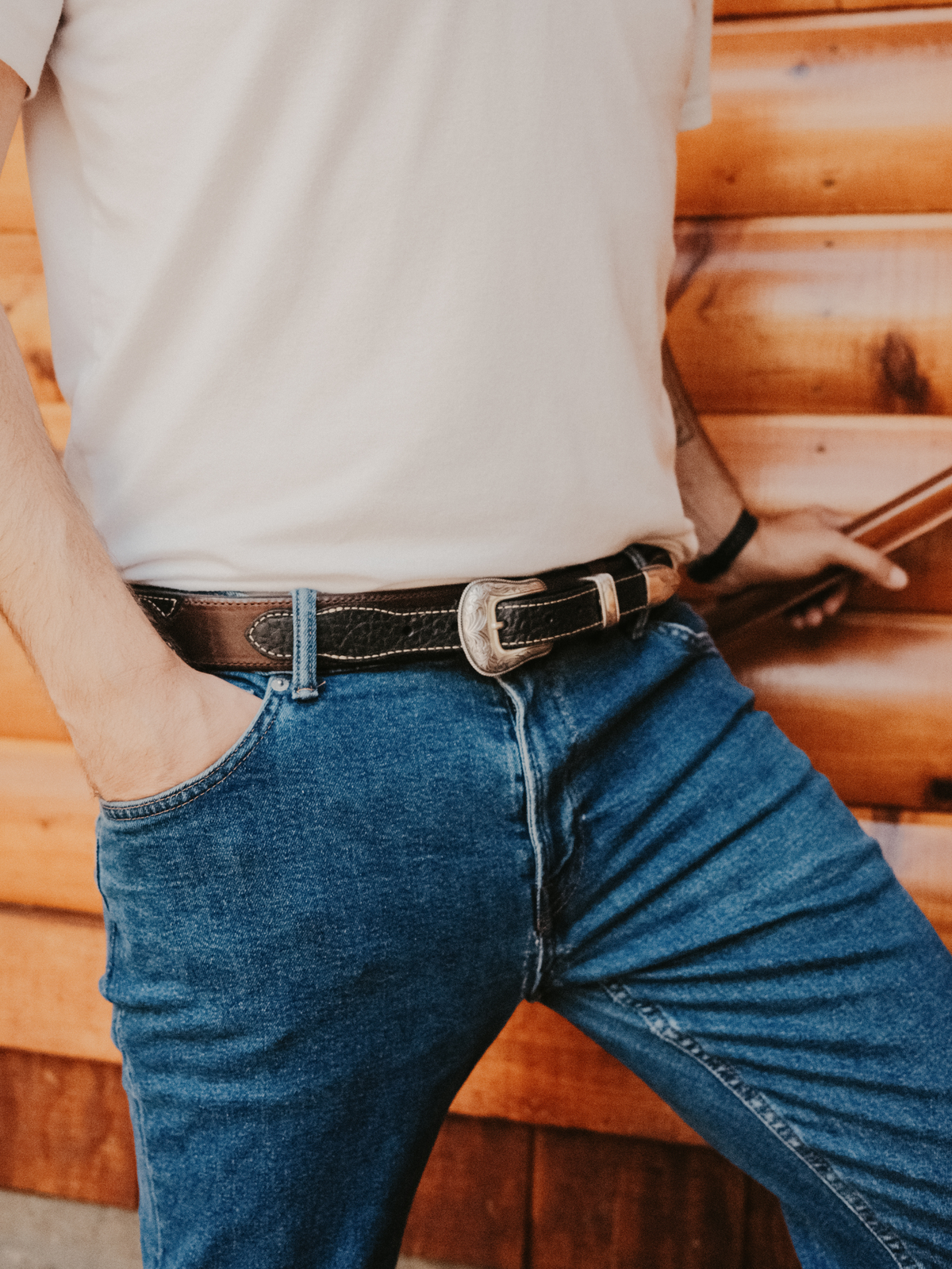 Lejon Belts Vintage Bison Ranger black belt with 1.5-inch width, made from durable leather with rugged bison design.
