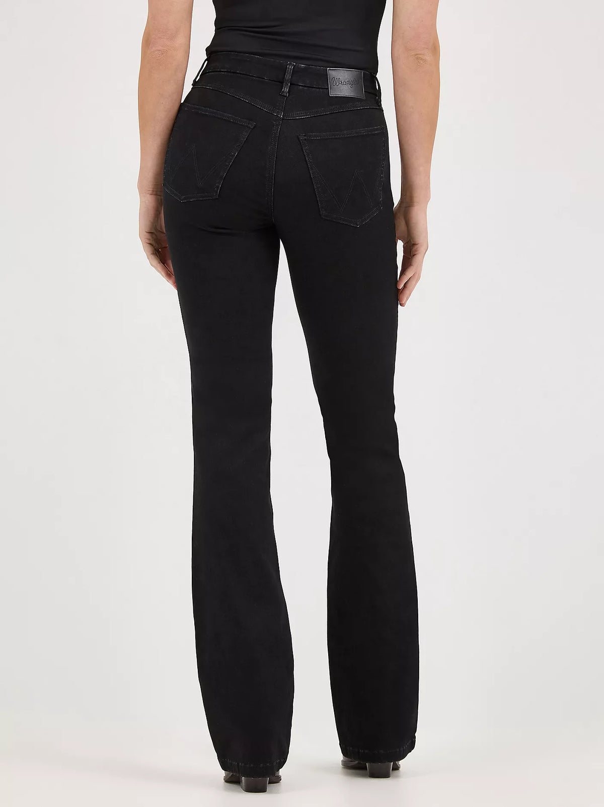 Women’s Wrangler Bespoke High Rise Bootcut Jean in Leighton, showcasing classic denim fit with a high-rise waist and bootcut style.