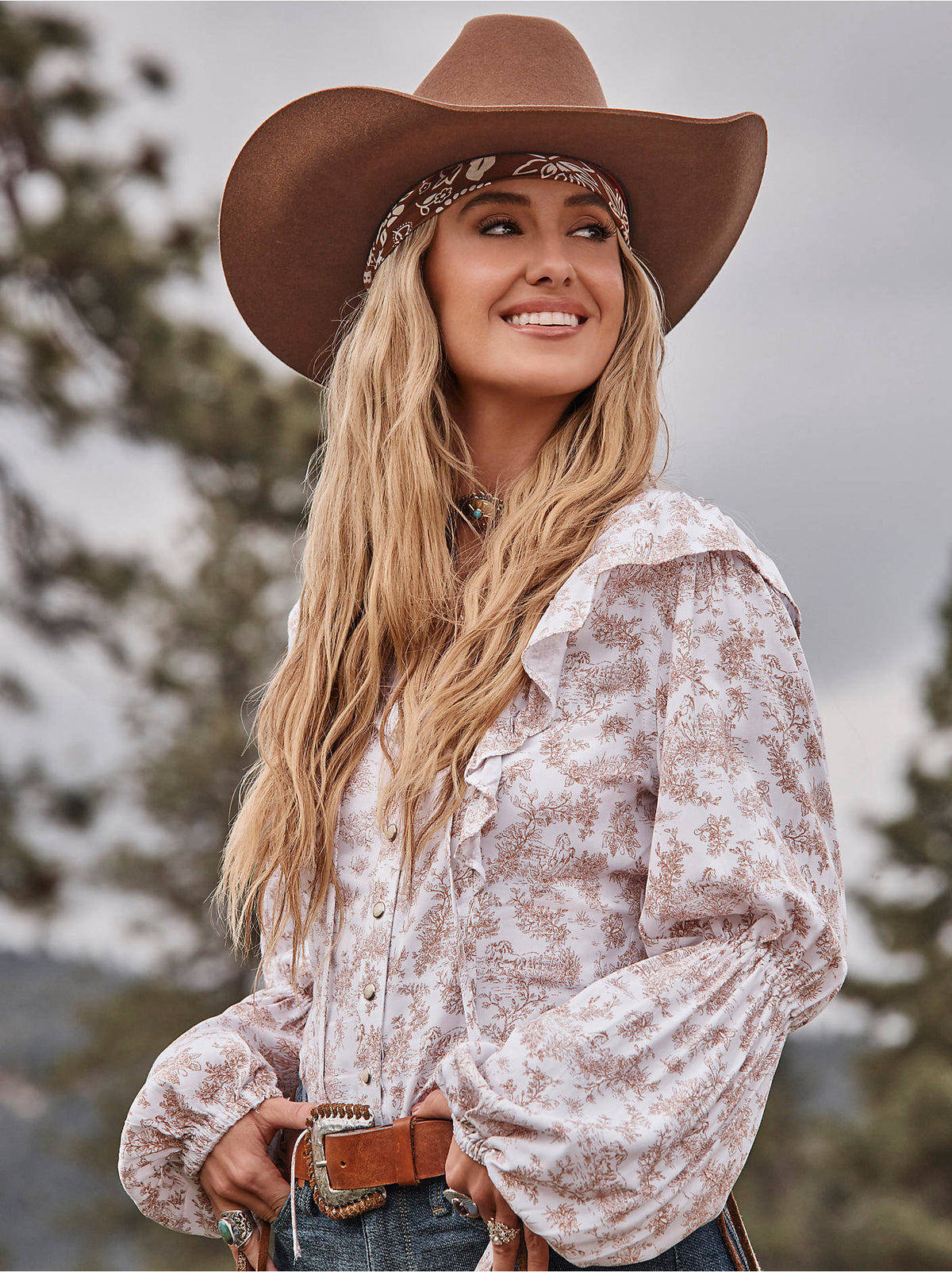Women's Lainey Wilson x Wrangler Folk Floral Blouse - Folk Floral - front view