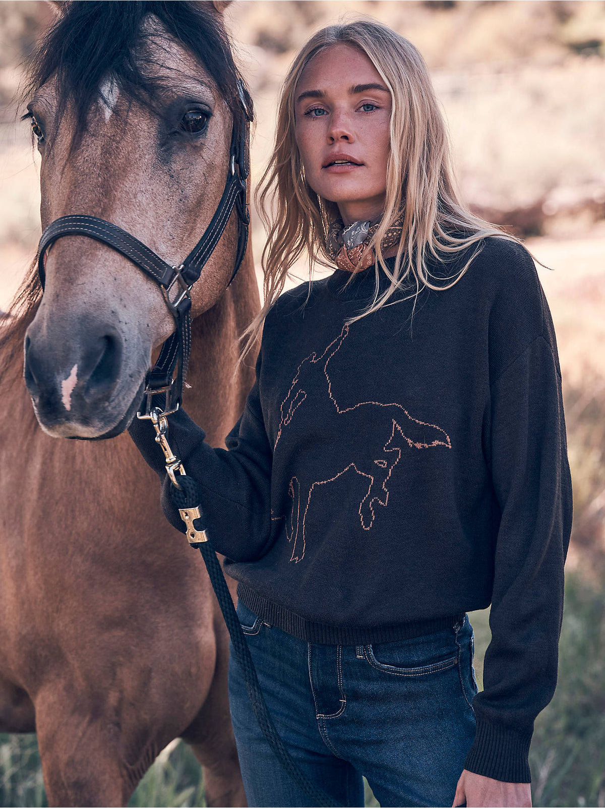 Women's Wrangler Canyon Sweater - Brown - front view