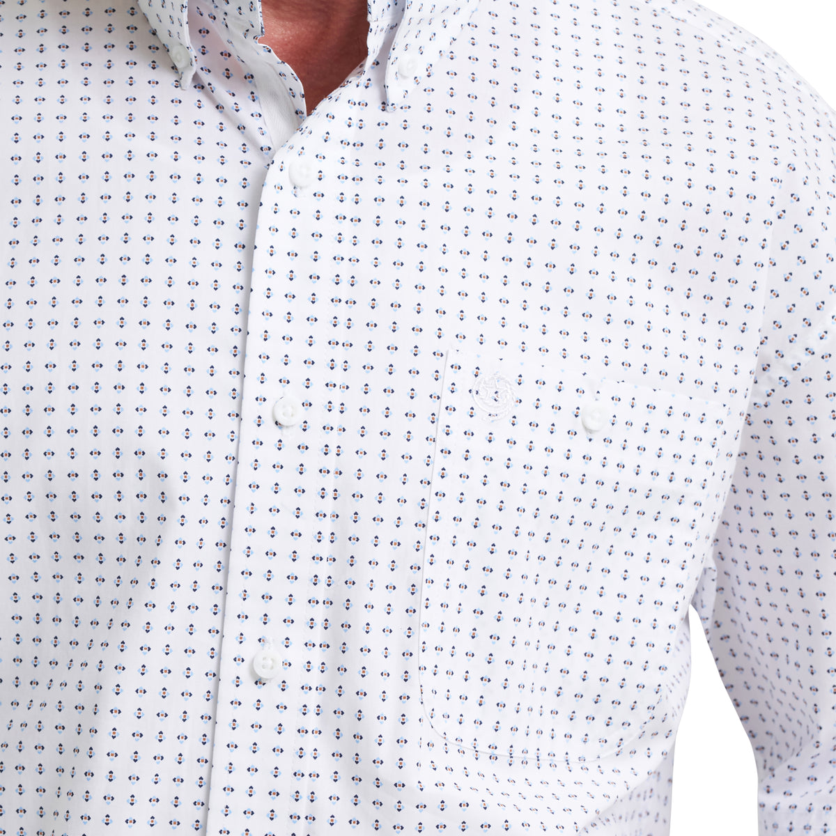 Wrangler Men's George Strait Collection One Pocket Short Sleeve Shirt, White/Blue – pocket detail