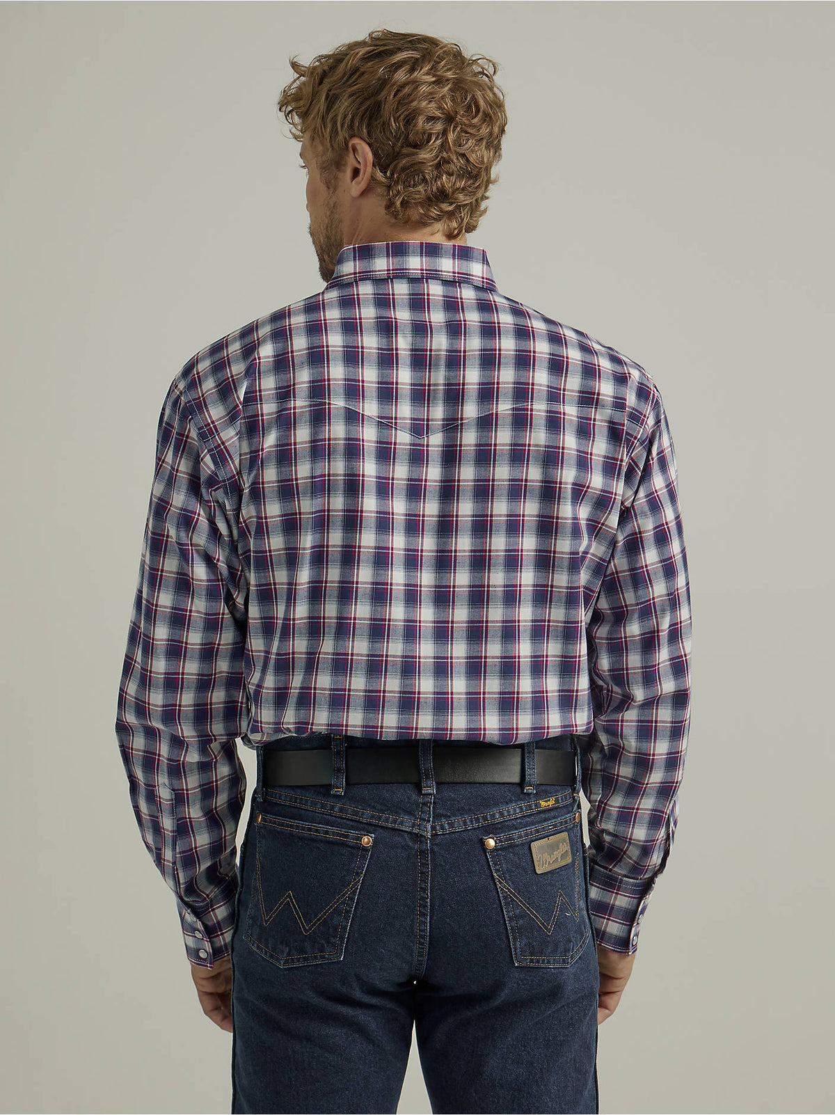 Wrangler Men's Long Sleeve Snap Shirt, Navy/Burgundy Plaid – back