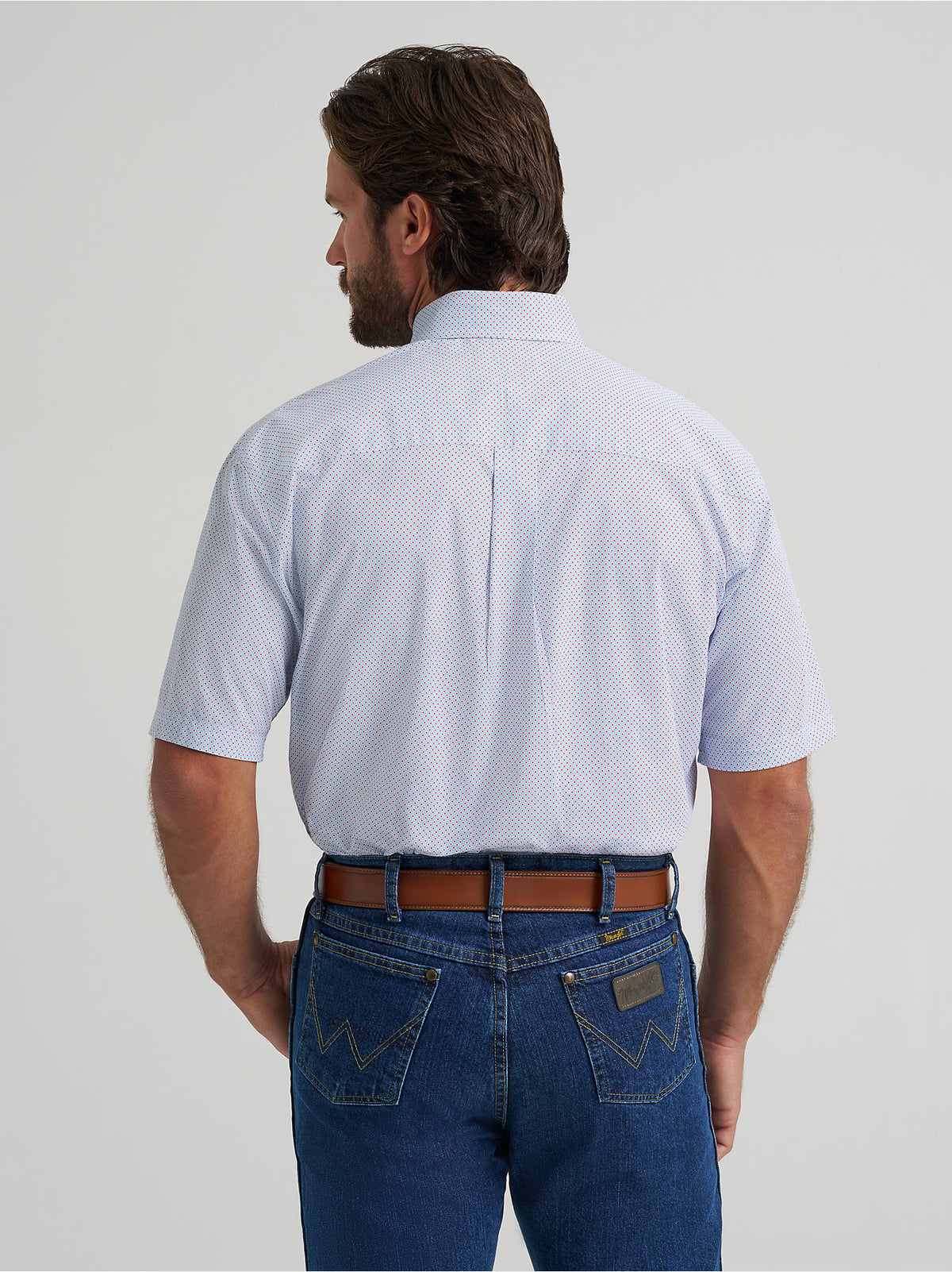 Wrangler Men's George Strait Collection Two Pocket Short Sleeve Shirt, Light Blue Print – back