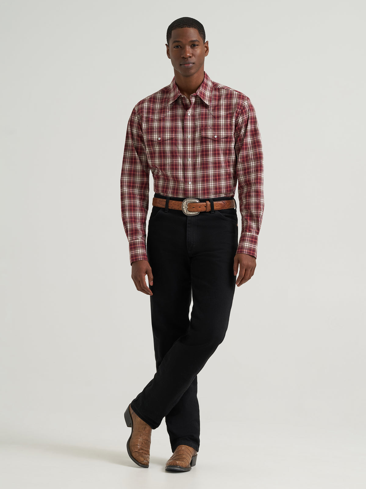 Wrangler Men's Wrinkle Resist Long Sleeve Shirt - Classic Fit, Red – front