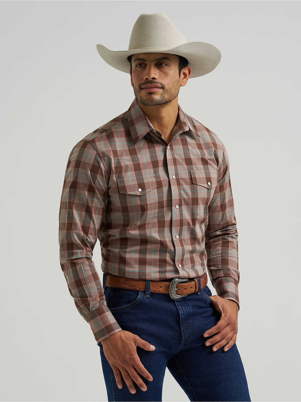 Wrangler Men's Wrinkle Resist Long Sleeve Western Snap Plaid Shirt - Biscotti - front view