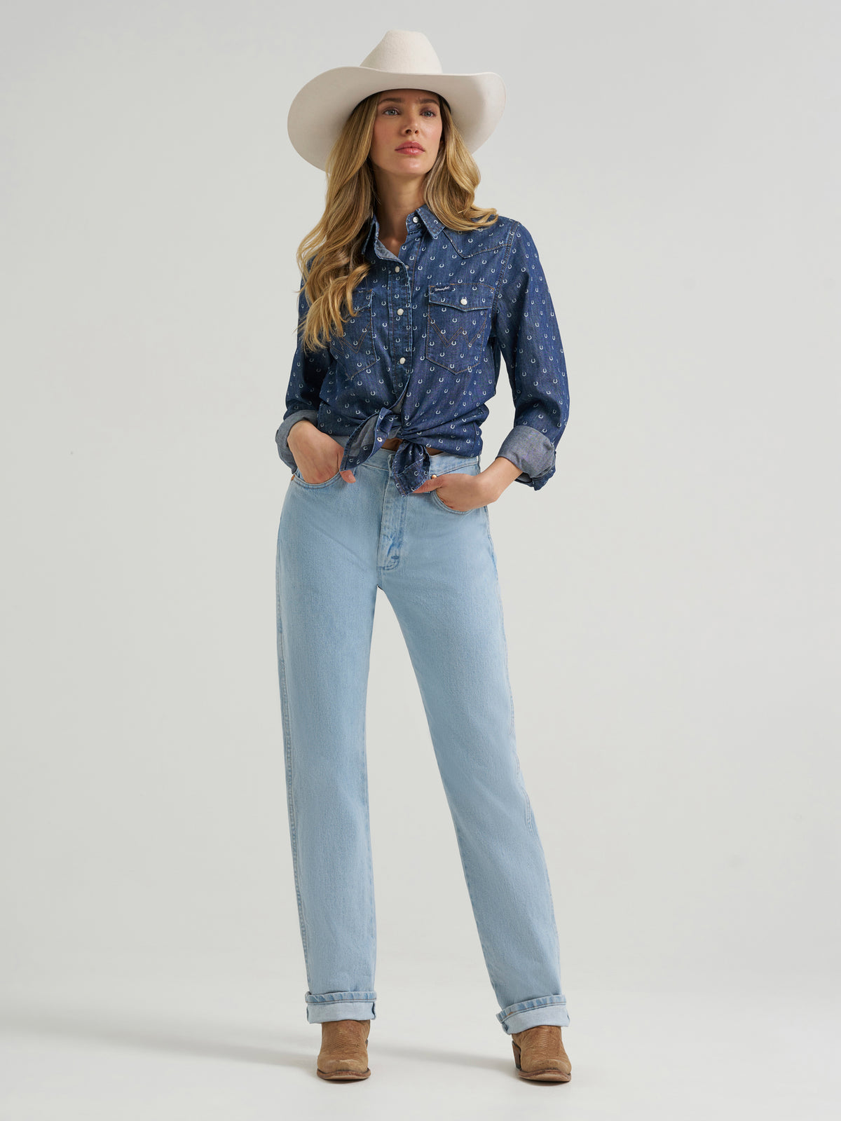 Wrangler Retro Women's Americana Denim Vintage Snap Shirt, Denim – front