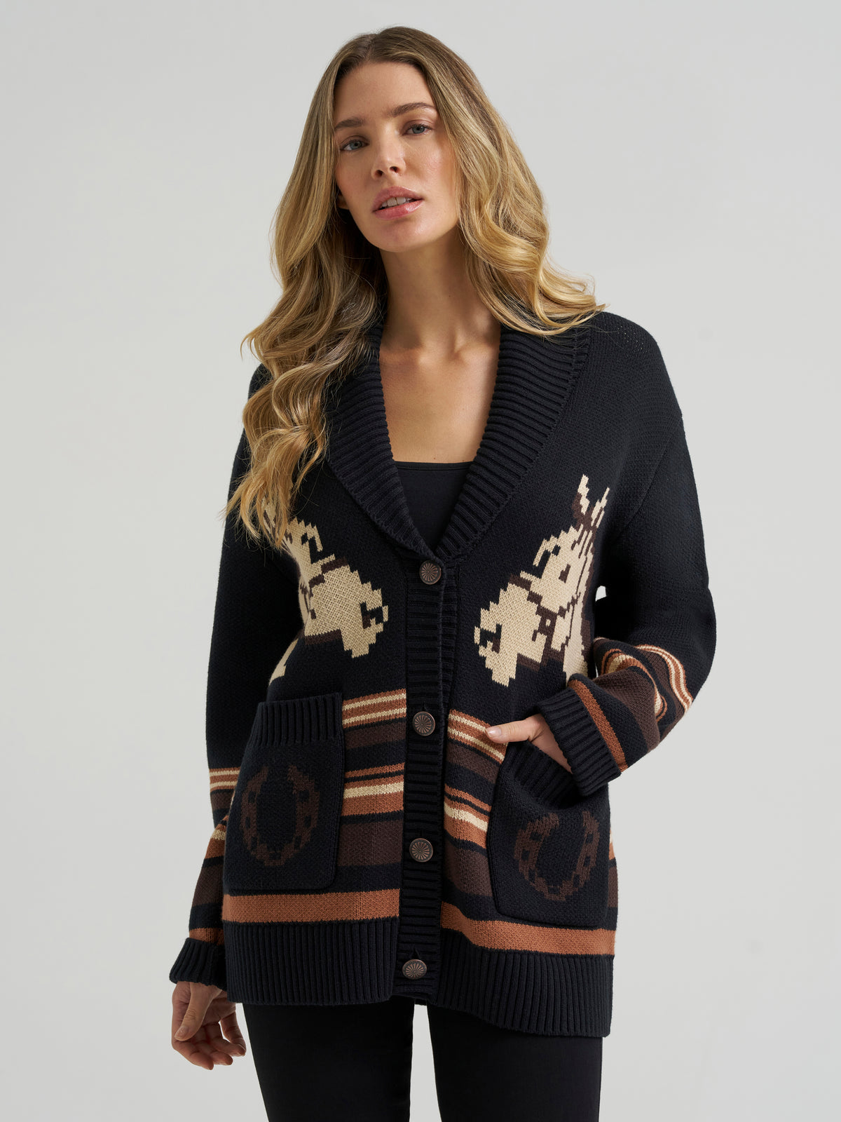 Wrangler Retro Women's Punchy Sweater Cardigan, Black – front waist-up