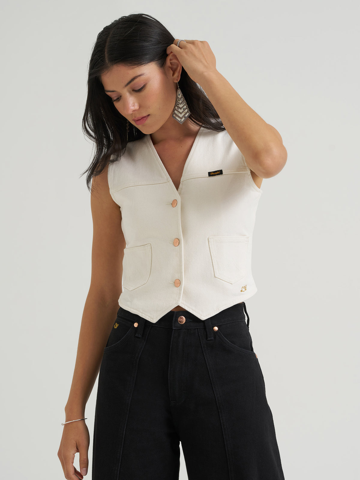 Wrangler Women's X Lainey Wilson Denim Vest, White – front waist-up